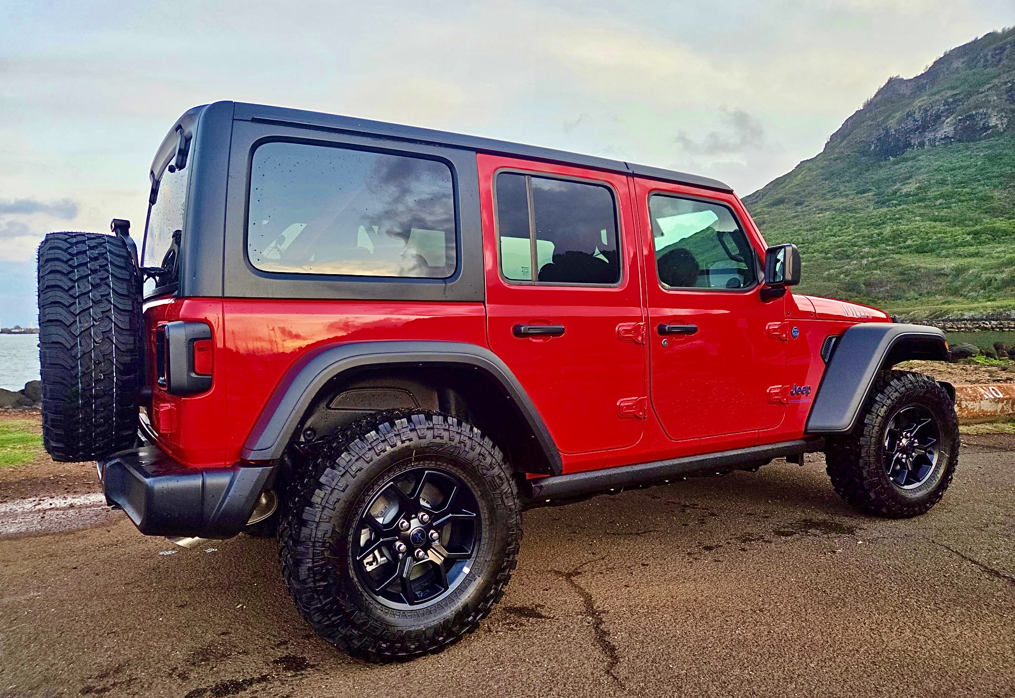 4dr Wrangler 4XE Hybrid Hard Top
